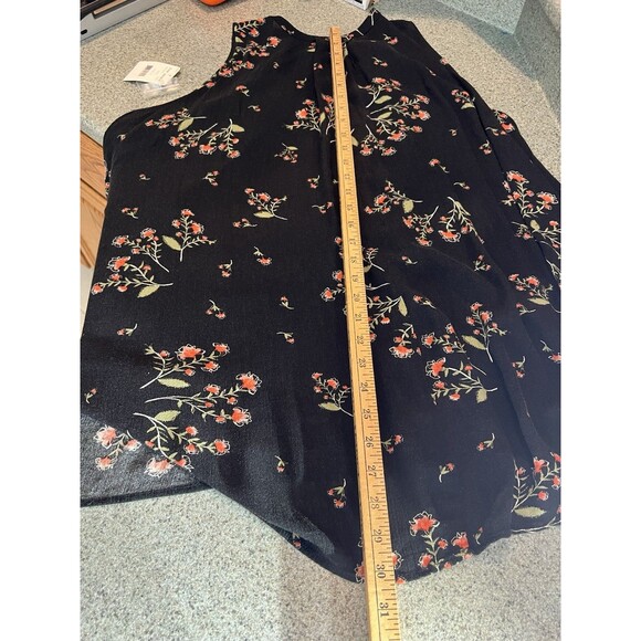 Free People Snap Out Of It Sleeveless Tree Swing Top Small Black Floral NEW - Picture 15 of 16